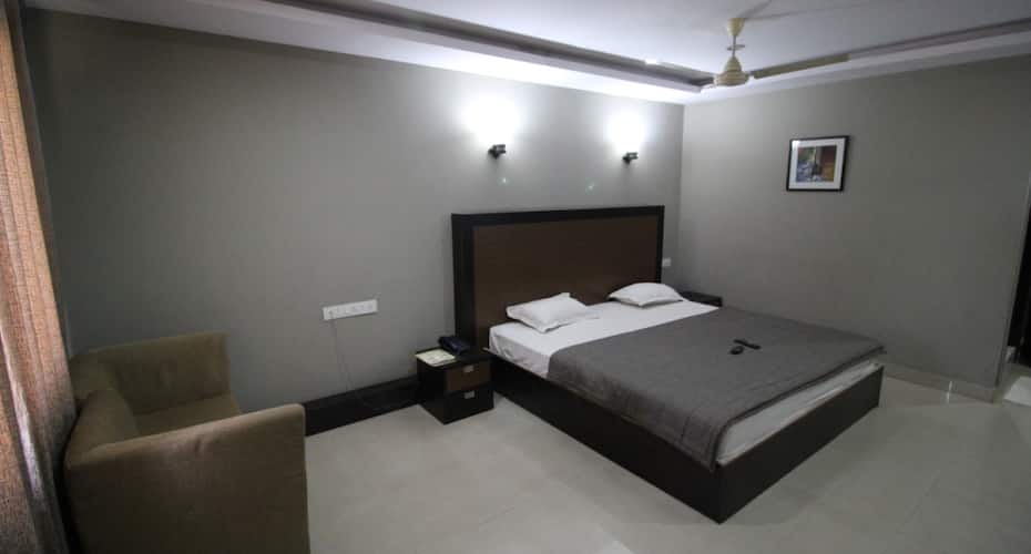 Sky Wood Inn & Suites, Bangalore 2